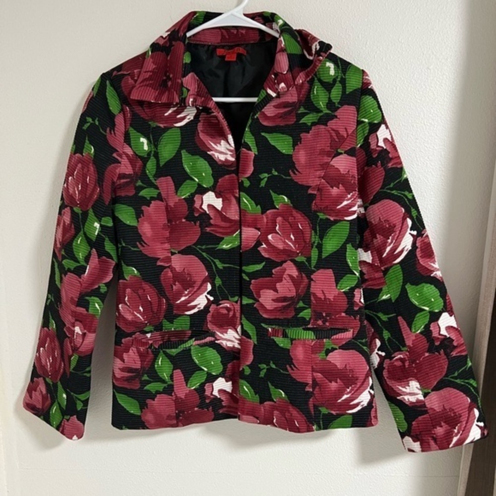 Joni B Black and Pink Roses Floral Textured Blazer in size Small with Pockets